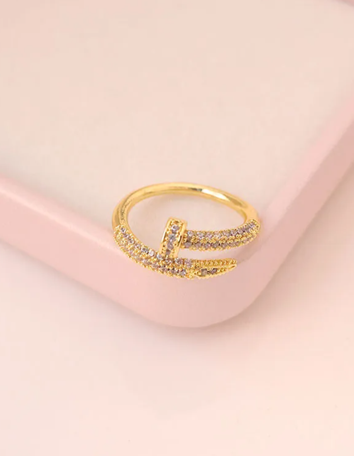 Anillo abierto adiamantado de acero inoxidable laminado en oro de 18 k