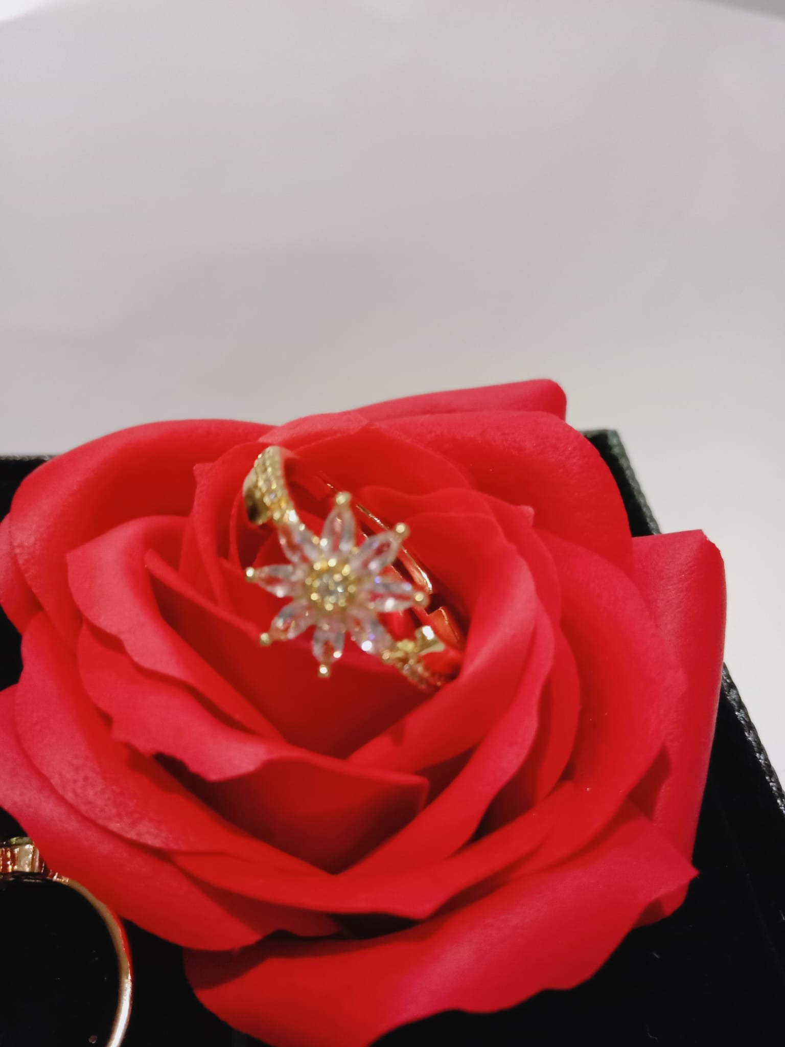 Anillo dulce flor rosa cobre circón chapado en oro de 18 k