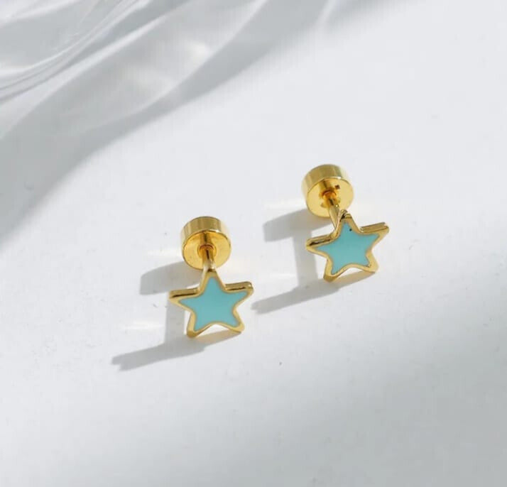 Pendientes pequeños de estrella azul en acero inoxidable 304 y chapado en oro de 18 k