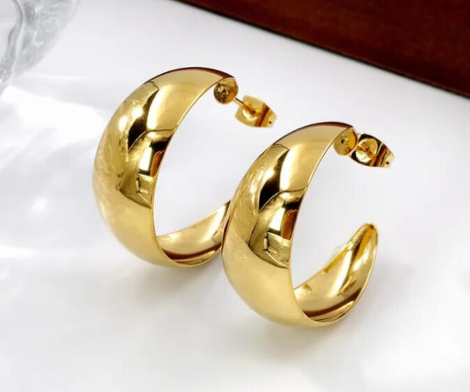 Aretes en dorado 12×30 en acero inoxidable 304 y chapado en oro de 18 k