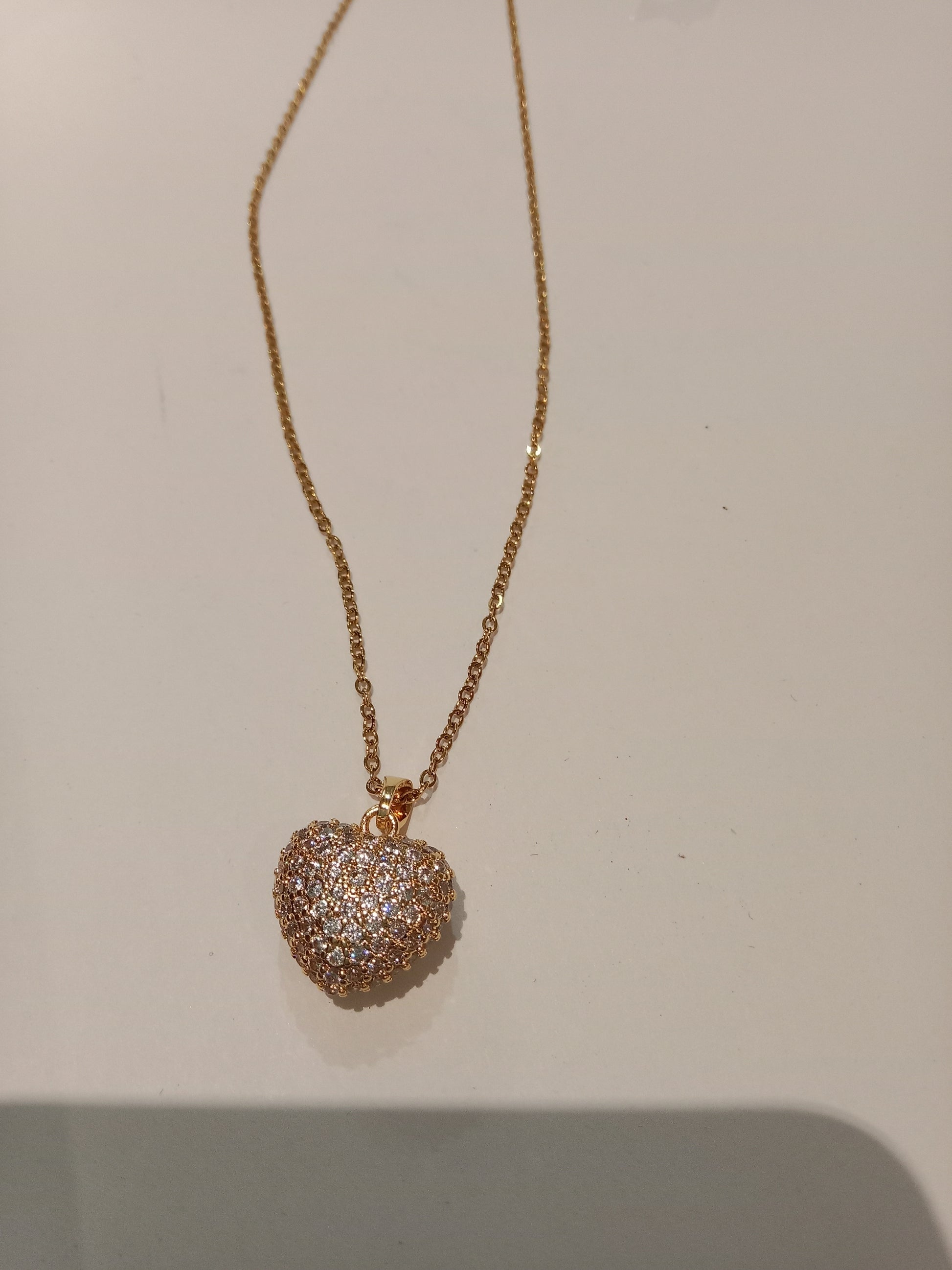 Cadena con colgante de corazón en acero inoxidable 304 y chapado en oro de 18 k